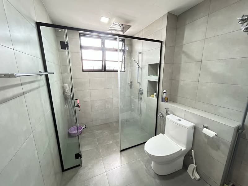 3-storey Terraced House for Sale in Bandar Kinrara Seksyen 5 (Bandar Kinrara) - Kai Shwen Lai - Bathroom - PropertyGuru.com.my