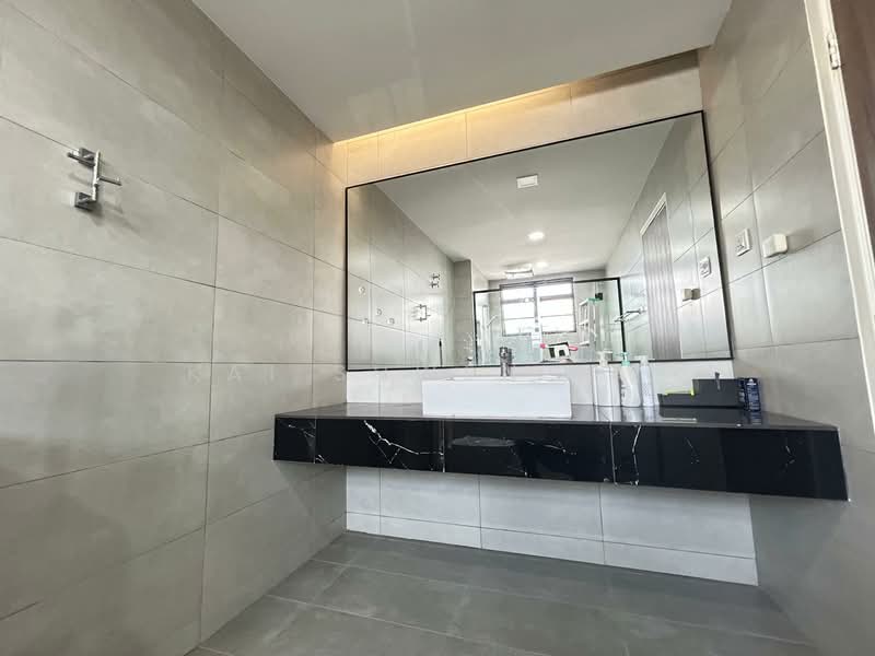 3-storey Terraced House for Sale in Bandar Kinrara Seksyen 5 (Bandar Kinrara) - Kai Shwen Lai - Bathroom - PropertyGuru.com.my