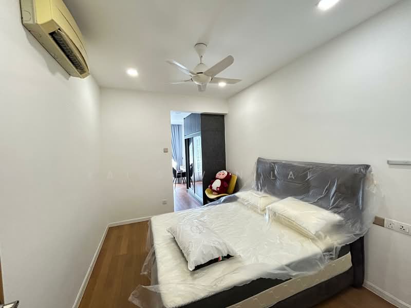 3-storey Terraced House for Sale in Bandar Kinrara Seksyen 5 (Bandar Kinrara) - Kai Shwen Lai - Bedroom - PropertyGuru.com.my