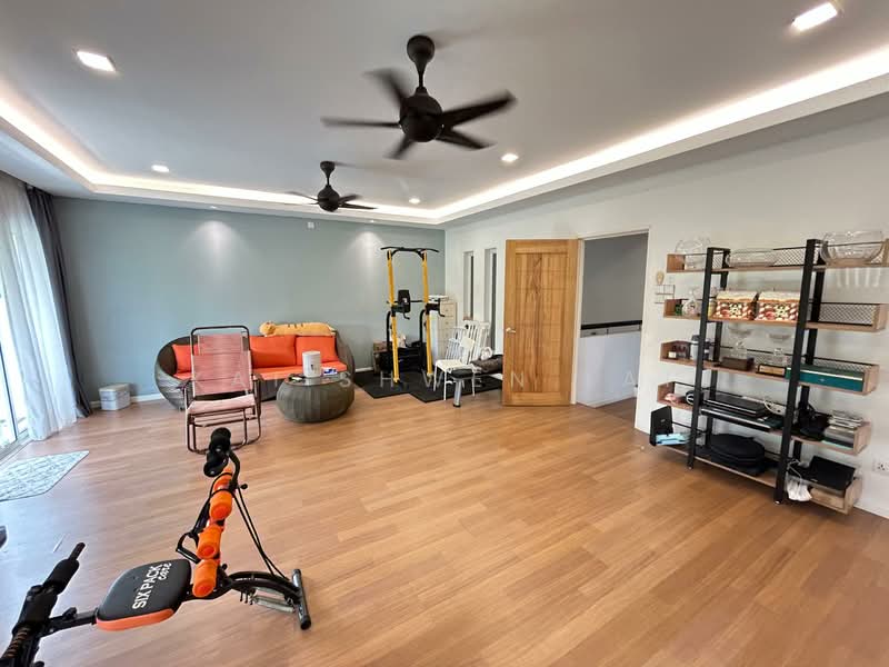 3-storey Terraced House for Sale in Bandar Kinrara Seksyen 5 (Bandar Kinrara) - Kai Shwen Lai - Living Room - PropertyGuru.com.my