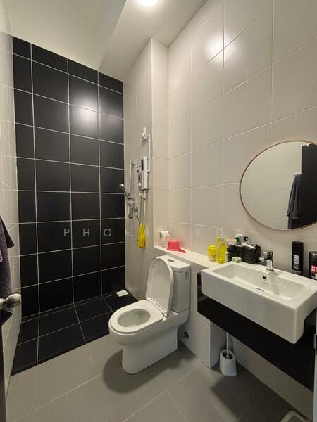 Attleborough / Tate Bilston 22'x65' @ Eco Botanic untuk Untuk Dijual - RM 1,190,000, Mac 2026 - Bathroom - PropertyGuru.com.my