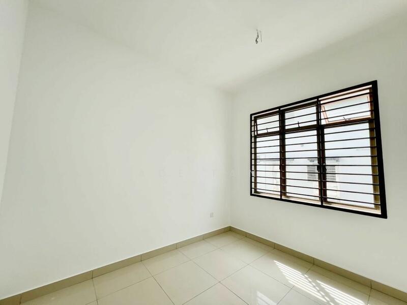 2-storey Terraced House for Sale in Skudai (Johor) - Ace Tan - Bedroom - PropertyGuru.com.my