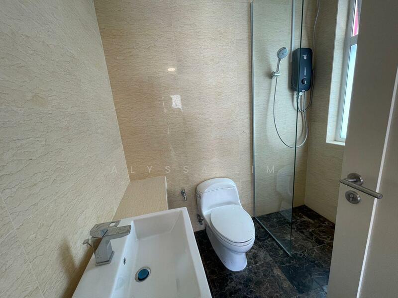 Service Residence for Rent at TriTower Residence @ Johor Bahru Sentral - Alyssa Lim - Bathroom - PropertyGuru.com.my