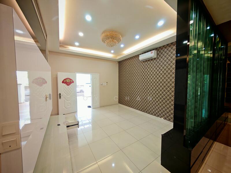 2-storey Terraced House for Rent in Bandar Jaya Putra (Johor Bahru) - Roy Chan - Living Room - PropertyGuru.com.my