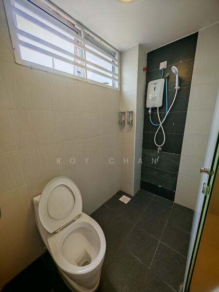 2-storey Terraced House for Rent in Bandar Jaya Putra (Johor Bahru) - Roy Chan - Bathroom - PropertyGuru.com.my