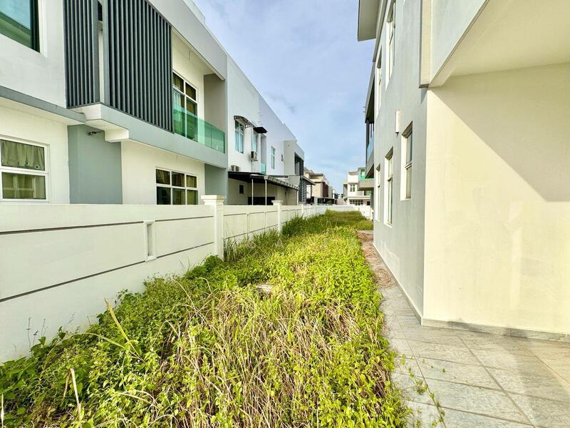 Semi-Detached House for Sale in Skudai (Johor) - Jasca Fan - Exterior - PropertyGuru.com.my