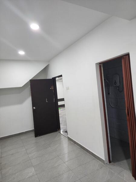 Untuk Disewa - Tun Aminah Tuns Aminahs Tun Aminahs