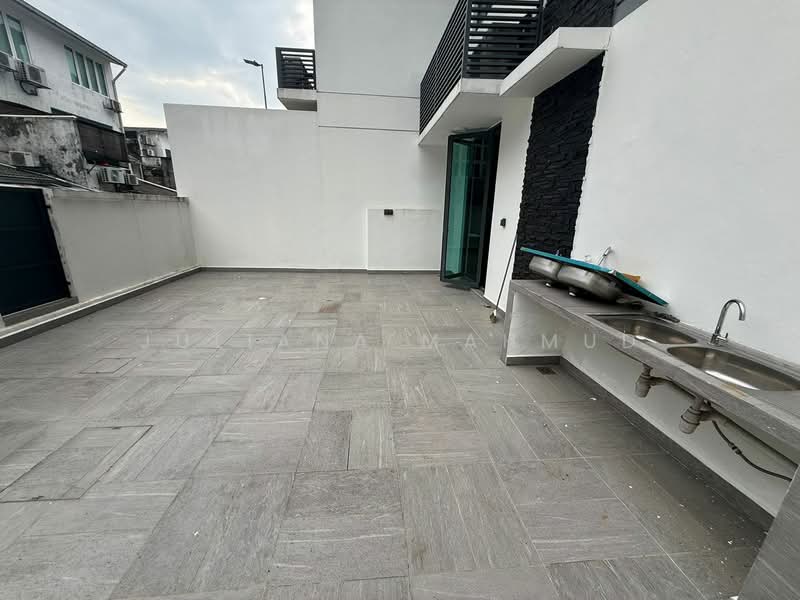 4-storey Terraced House for Sale in Taman Tun Dr Ismail (Kuala Lumpur) - Juliana Mahmud - Exterior - PropertyGuru.com.my