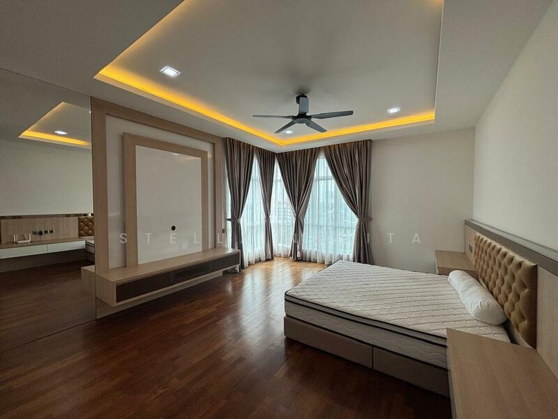 For Rent - Summerscape Luxury Condominium