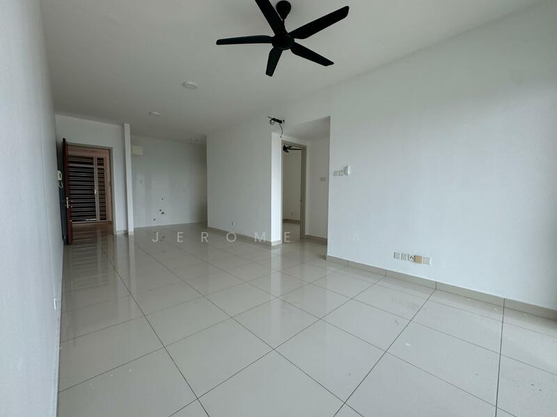 The Raffles Suites untuk Untuk Dijual - RM 388,000, Feb 2026 - Living Room - PropertyGuru.com.my