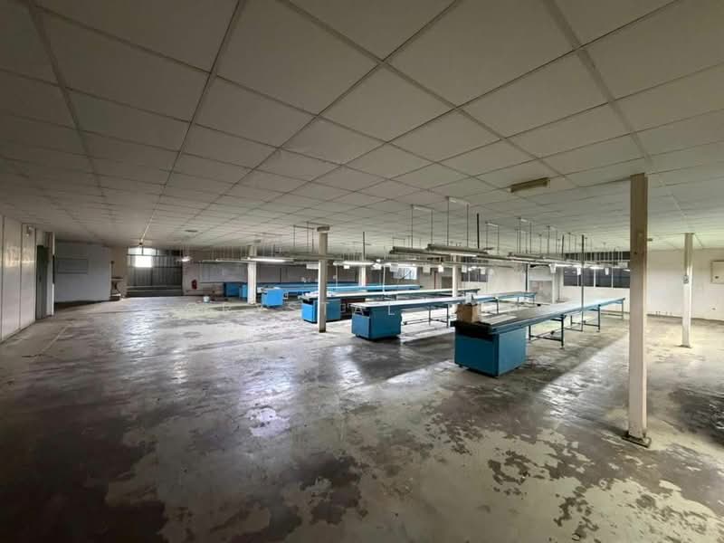 Warehouse for Rent in Parit Buntar (Perak) - Crystal Tee - Interior - PropertyGuru.com.my