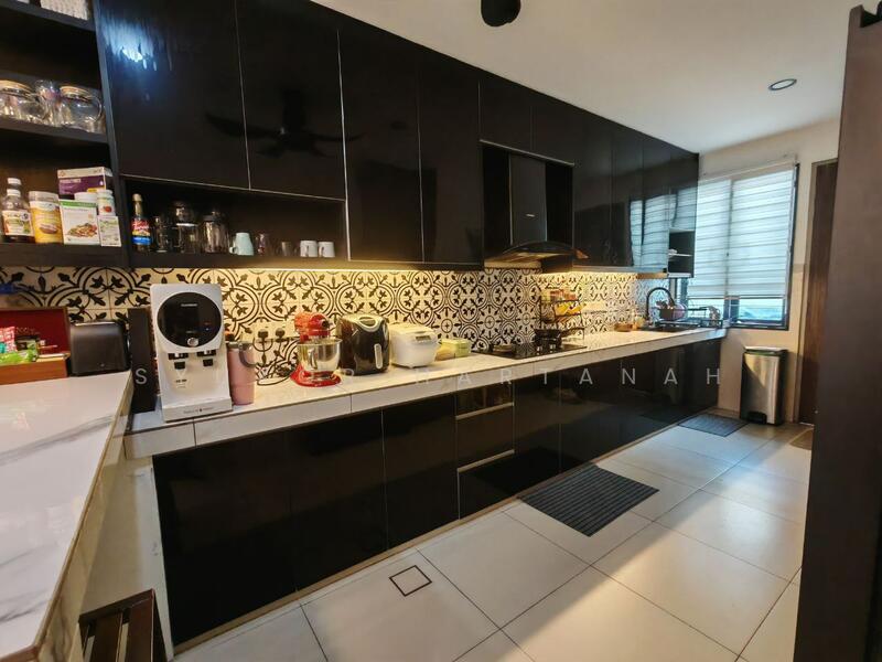 Terraced House for Sale in Elmina (Shah Alam) - Syukor Hartanah - Kitchen - PropertyGuru.com.my