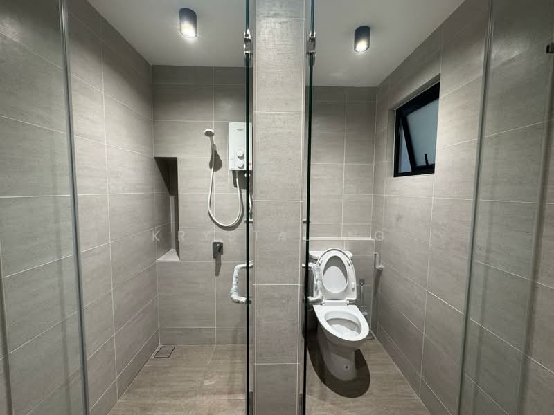 Servis Apartment untuk Disewa di SouthPlace Residences @ Tropicana Metropark - Krystal Ng - Bathroom - PropertyGuru.com.my