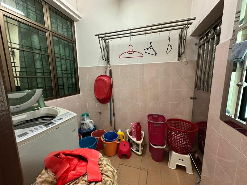 2-storey Terraced House for Sale in Bandar Cemerlang (Ulu Tiram) - Zieth Zee - Interior - PropertyGuru.com.my