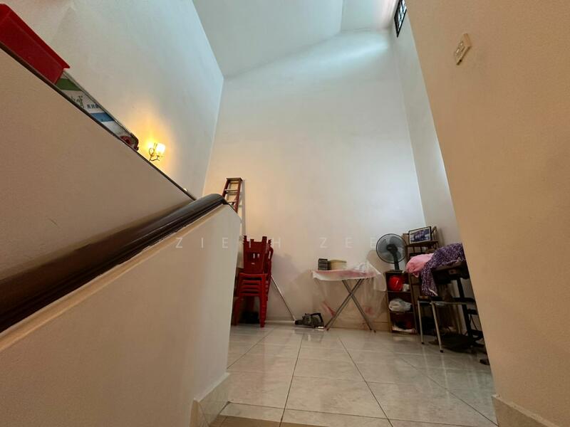 2-storey Terraced House for Sale in Bandar Cemerlang (Ulu Tiram) - Zieth Zee - Interior - PropertyGuru.com.my