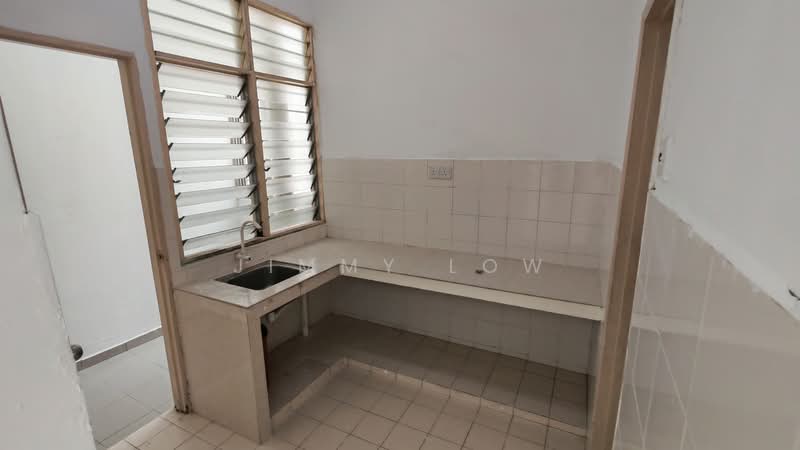 Pangsapuri untuk Disewa di Pangsapuri Lagoon Perdana - Jimmy Low - Kitchen - PropertyGuru.com.my