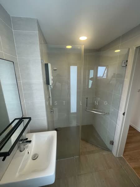 Service Residence for Rent at SouthPlace Residences @ Tropicana Metropark - Krystal Ng - Bathroom - PropertyGuru.com.my