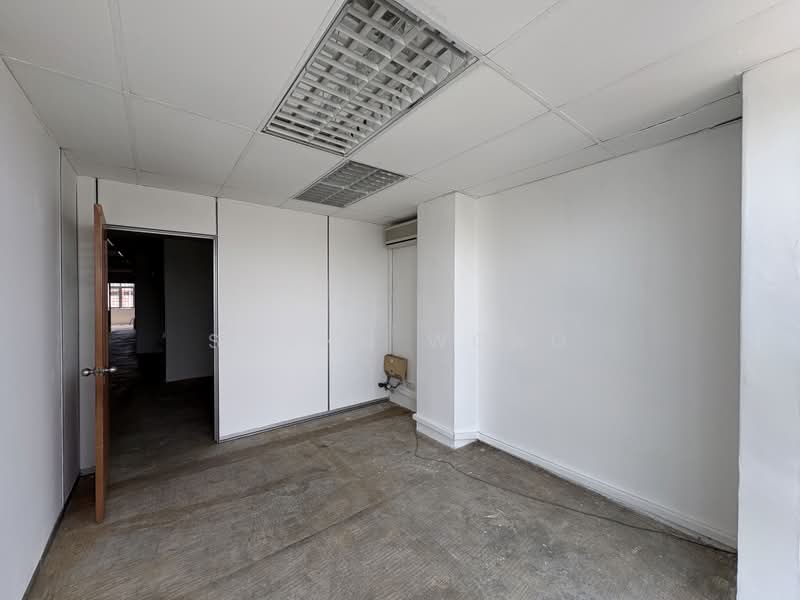 Shop / Office for Rent in Usj 10 (Subang Jaya) - Shann Wong - New Painted - PropertyGuru.com.my