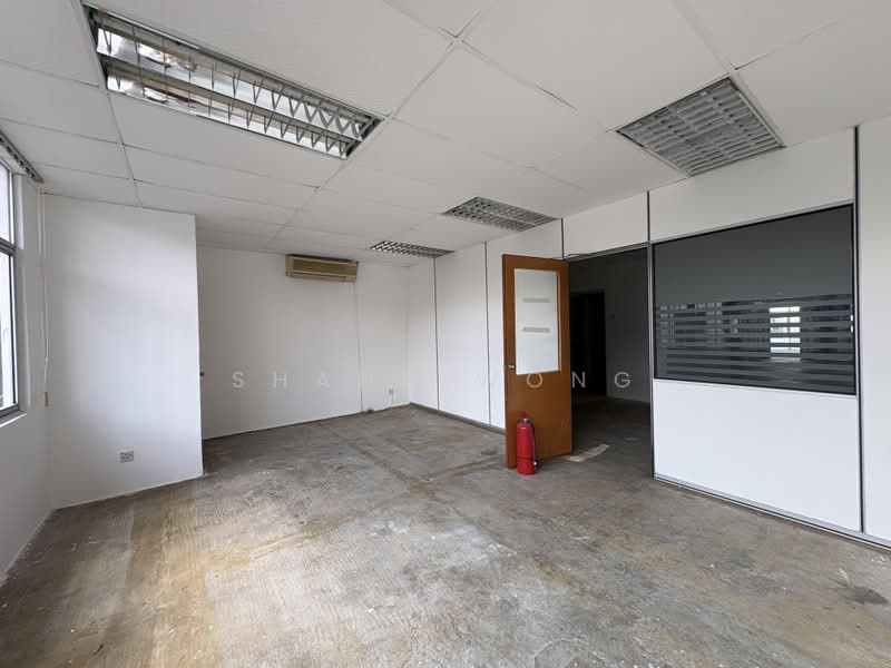 Shop / Office for Rent in Usj 10 (Subang Jaya) - Shann Wong - New Painted - PropertyGuru.com.my