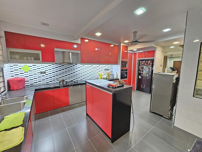 2-storey Terraced House for Sale in Ukay Bistari (Ulu Kelang) - Harvin Cheema - Kitchen - PropertyGuru.com.my
