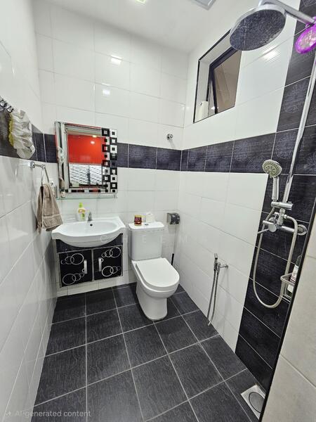 2-storey Terraced House for Sale in Ukay Bistari (Ulu Kelang) - Harvin Cheema - Bathroom - PropertyGuru.com.my