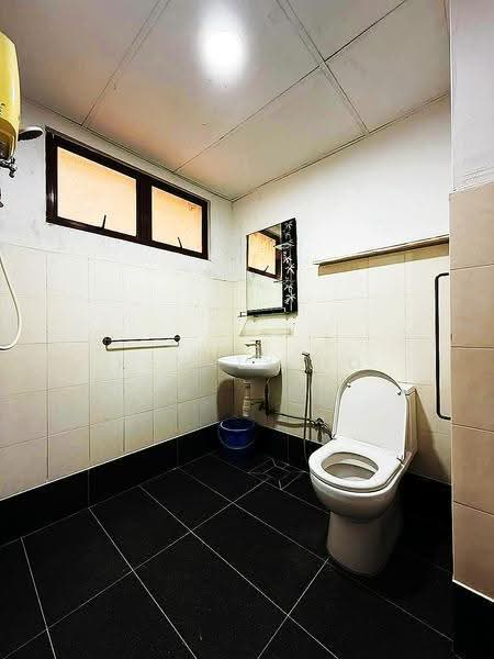 Condominium for Rent at Palm Spring @ Damansara - Kennly Ho - Bathroom - PropertyGuru.com.my