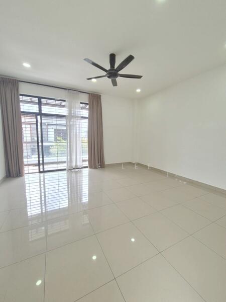 BANDAR CEMERLANG untuk Untuk Dijual - RM 738,000, Feb 2026 - Living Room - PropertyGuru.com.my