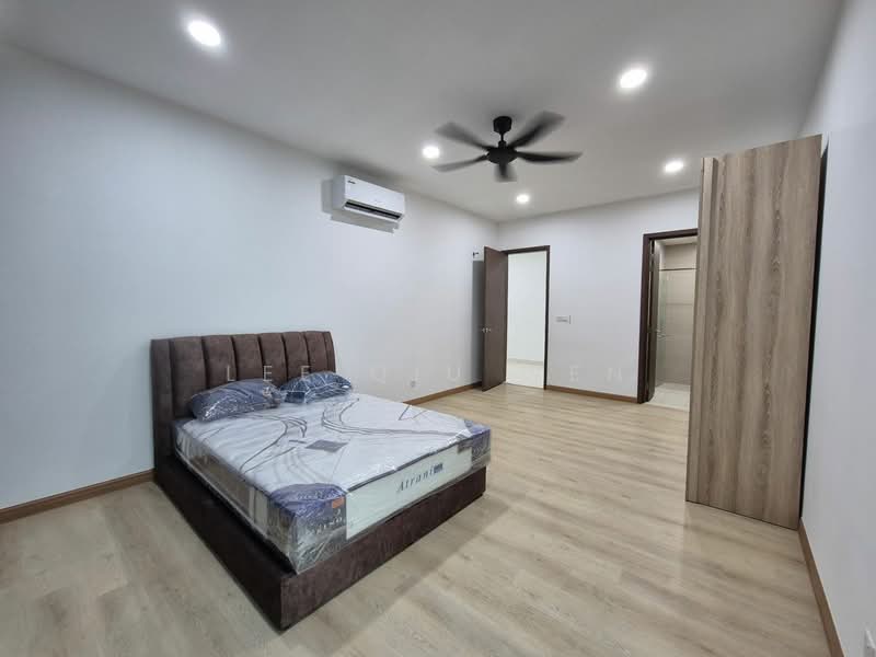 Service Residence for Sale at Green Haven - Lee Qiu Wen - Bedroom - PropertyGuru.com.my