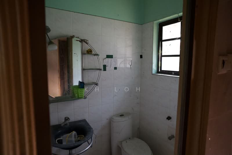 Bungalow for Sale in Shah Alam (Selangor) - KH Loh - Bathroom - PropertyGuru.com.my