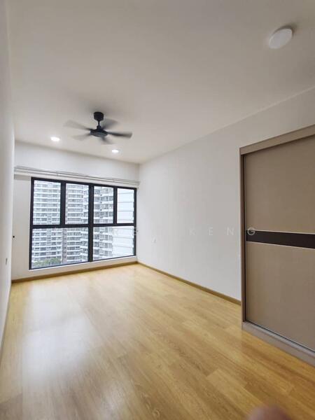 Condominium for Rent at Bay Laurel @ Country Garden Danga Bay - Andrew Keng - Bedroom - PropertyGuru.com.my