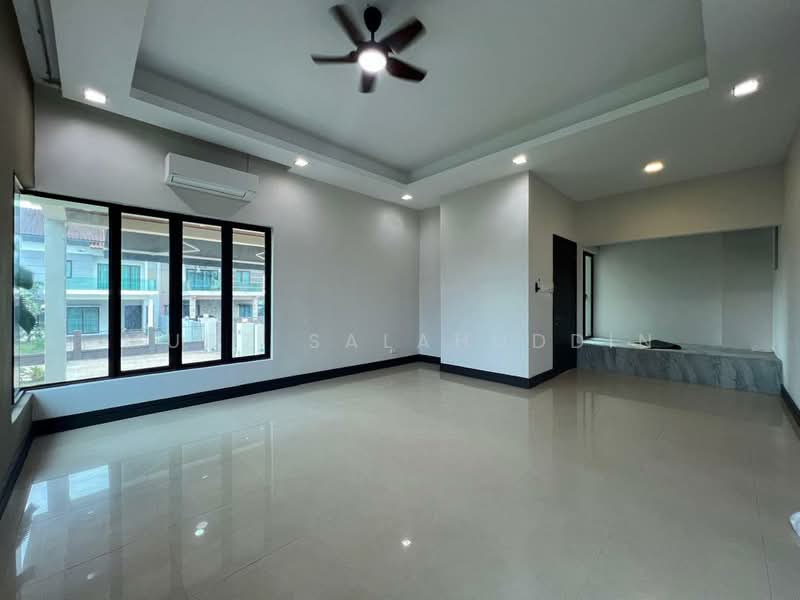 Semi-Detached House for Sale in Desa Sri Hartamas (Sri Hartamas) - Mudz Salahuddin - Living Room - PropertyGuru.com.my