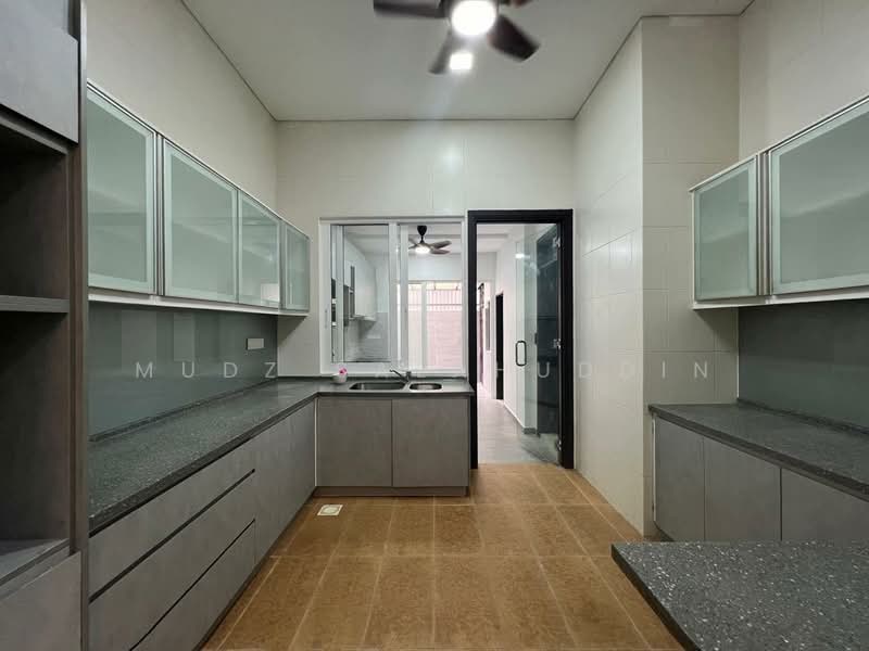 Semi-Detached House for Sale in Desa Sri Hartamas (Sri Hartamas) - Mudz Salahuddin - Kitchen - PropertyGuru.com.my