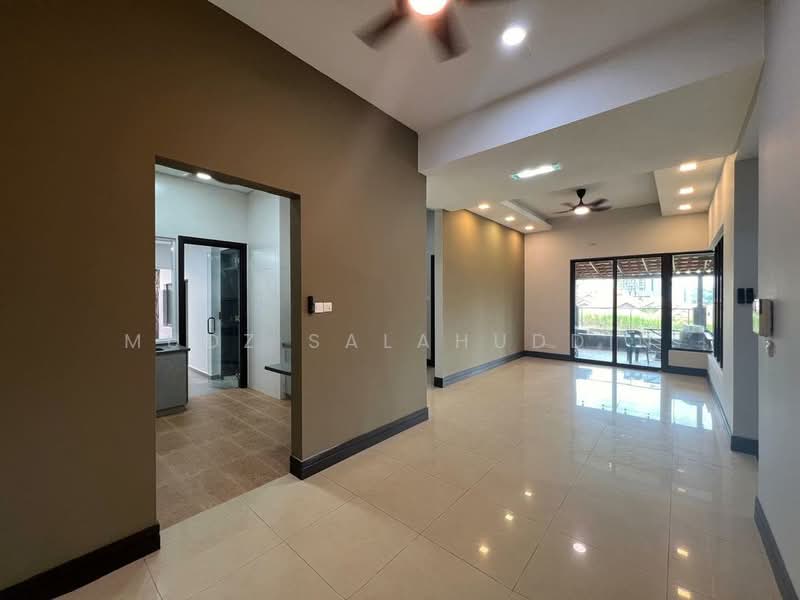 Semi-Detached House for Sale in Desa Sri Hartamas (Sri Hartamas) - Mudz Salahuddin - Living Room - PropertyGuru.com.my
