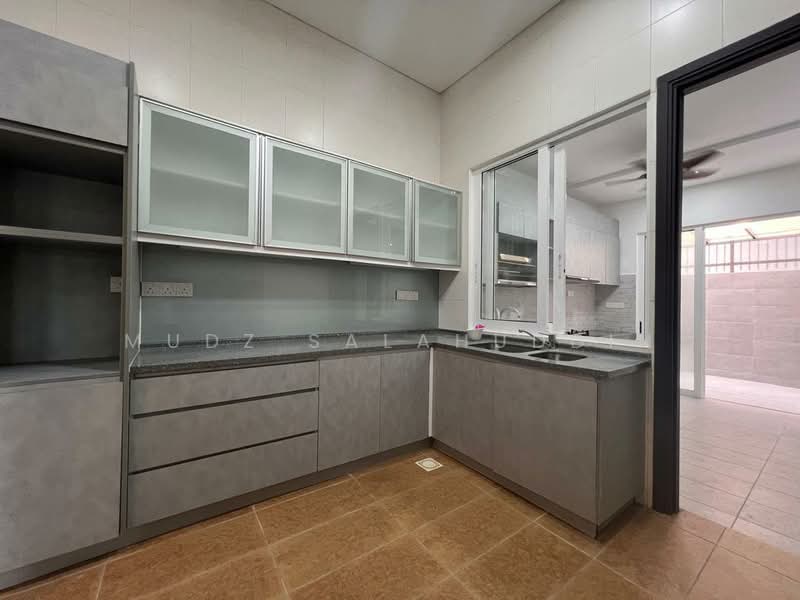 Semi-Detached House for Sale in Desa Sri Hartamas (Sri Hartamas) - Mudz Salahuddin - Kitchen - PropertyGuru.com.my