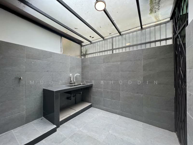 Semi-Detached House for Sale in Desa Sri Hartamas (Sri Hartamas) - Mudz Salahuddin - Exterior - PropertyGuru.com.my