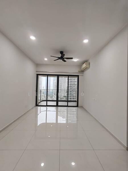 Condominium for Rent at Bay Laurel @ Country Garden Danga Bay - Le Ching . - Living Room - PropertyGuru.com.my
