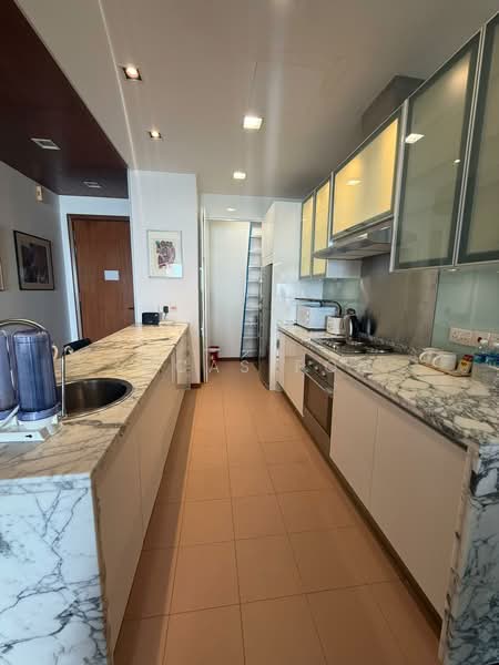 Servis Apartment untuk Disewa di Straits Quay (The Suites at Waterside) - Lucas Foo - Kitchen - PropertyGuru.com.my