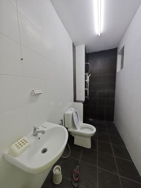 Condominium for Rent at Sky Vista Residency - Kew . - PropertyGuru.com.my