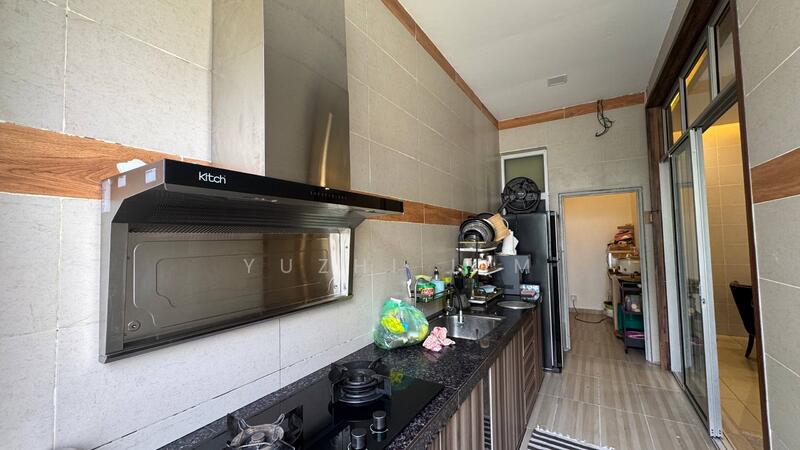 Cluster House for Sale in Johor Bahru (Johor) - Yuzhi Lim - Kitchen - PropertyGuru.com.my