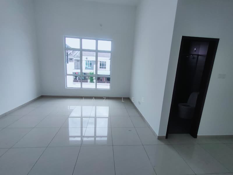 Terraced House for Sale in Kampung Sentosa Barat (Pasir Gudang) - Jaz Lee - PropertyGuru.com.my