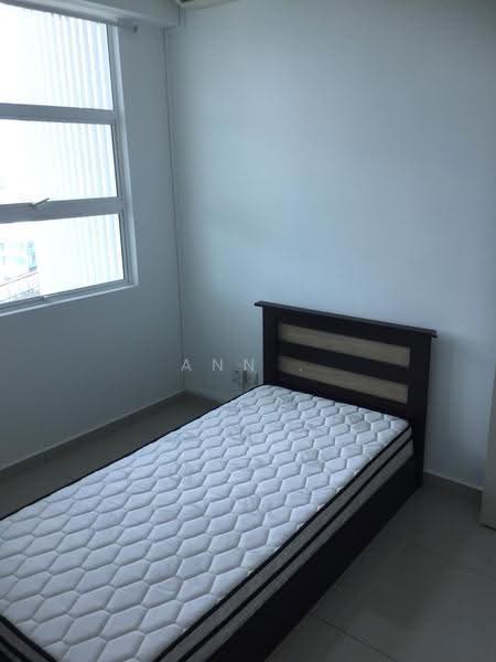Kondominium untuk Dijual di The Zest @ Kinrara 9 - Ann . - Bedroom - PropertyGuru.com.my