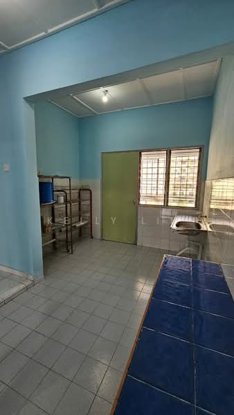 Apartment for Sale at Lily & Jasmine Apartment - Kelly Lim - Kitchen - PropertyGuru.com.my