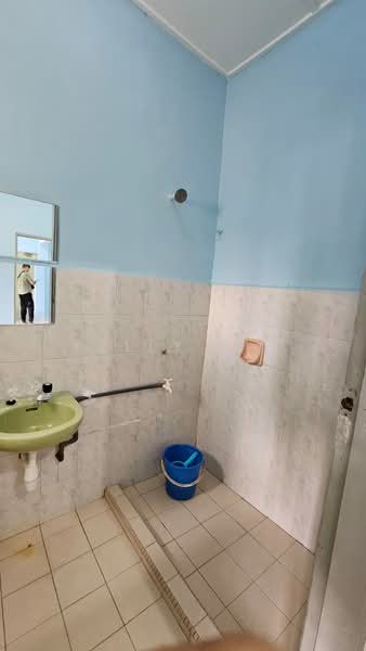 Apartment for Sale at Lily & Jasmine Apartment - Kelly Lim - Bathroom - PropertyGuru.com.my