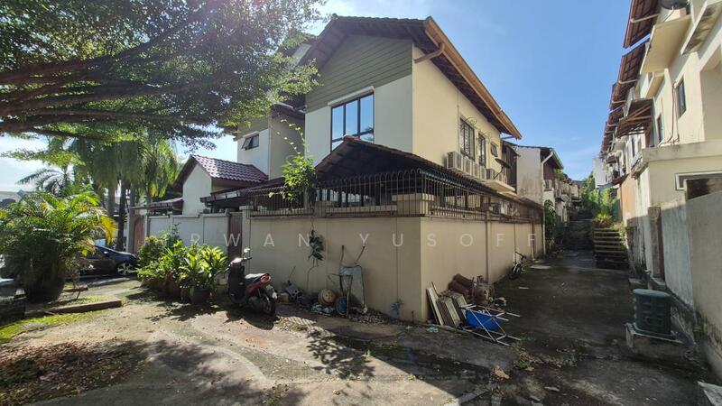 2-storey Terraced House for Sale in Seksyen 13 (Shah Alam) - Irwan Yusoff - Exterior - PropertyGuru.com.my