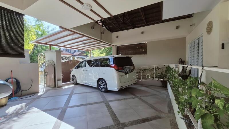2-storey Terraced House for Sale in Seksyen 13 (Shah Alam) - Irwan Yusoff - Exterior - PropertyGuru.com.my