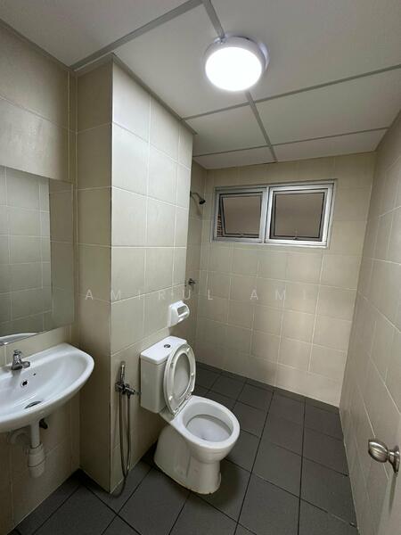 Condominium for Rent at Condominium Akasia Bukit Jalil - Amirul Ami - Bathroom - PropertyGuru.com.my