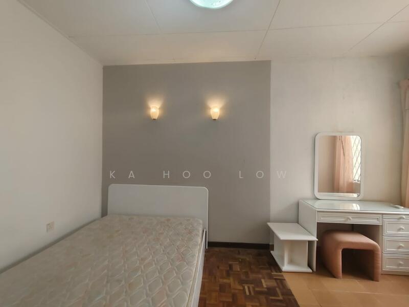 Bayu Emas Apartments untuk Untuk Disewa - RM 1,100 /bulan, Mac 2026 - Bedroom - PropertyGuru.com.my