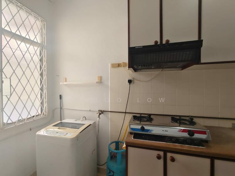 Bayu Emas Apartments untuk Untuk Disewa - RM 1,100 /bulan, Mac 2026 - Kitchen - PropertyGuru.com.my