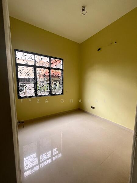 Ground Floor Bedroom #2