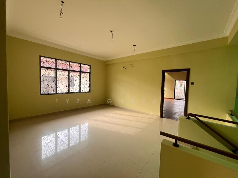 Upper Level Living Area